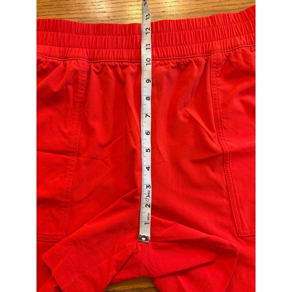 Athleta Wayfind Shorts Red Hiking Travel Activewear Pockets L NWT Athleisure - Picture 6 of 12